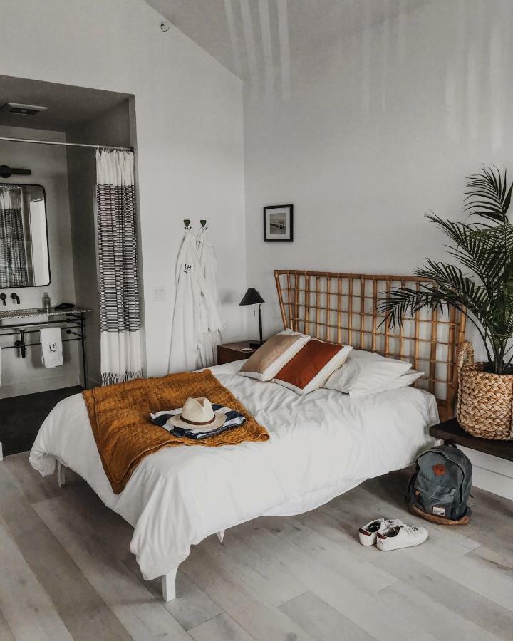 Lokal Hotel Cape May Bagian luar foto