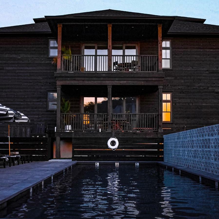 Lokal Hotel Cape May Bagian luar foto