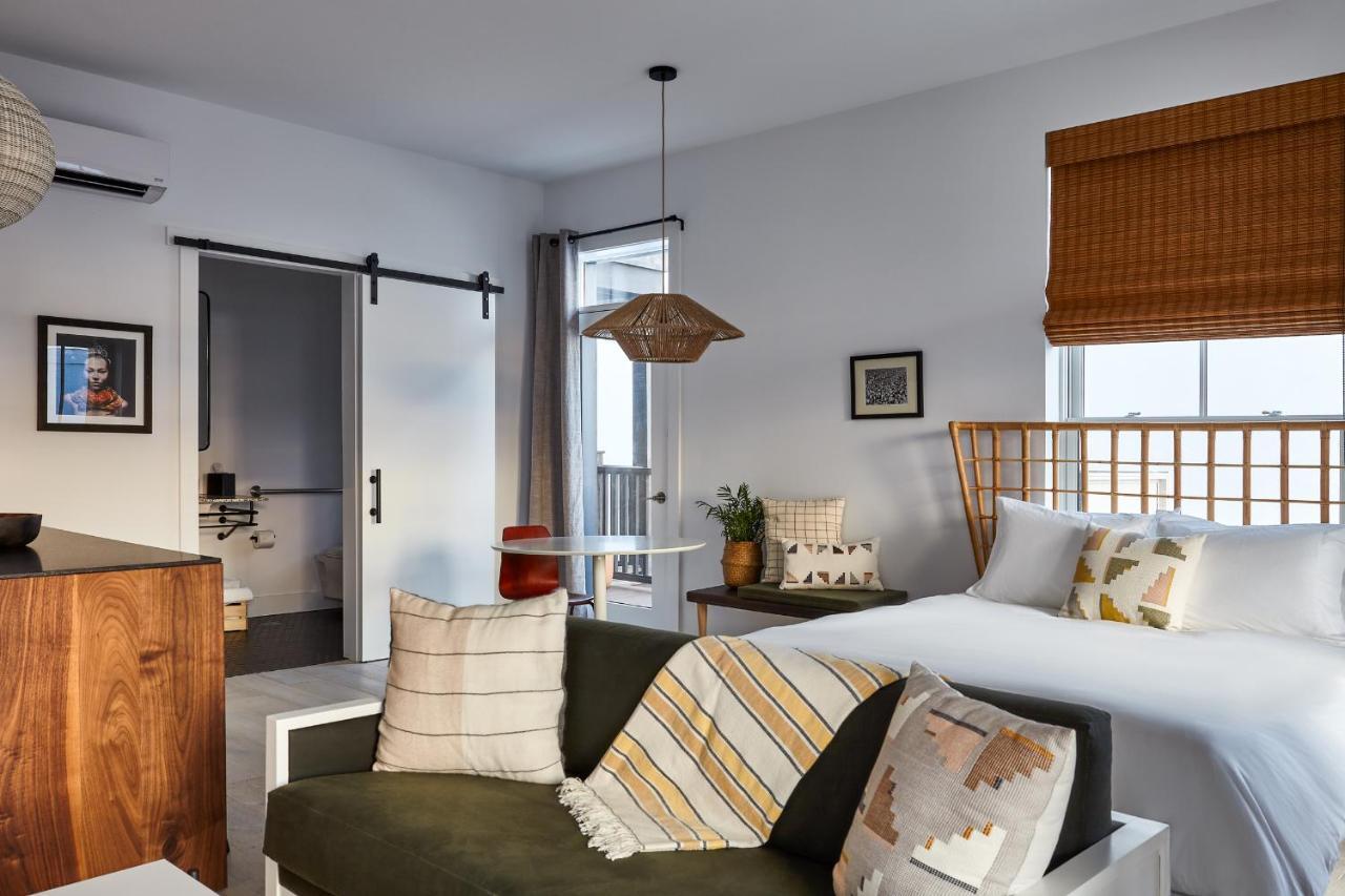 Lokal Hotel Cape May Bagian luar foto