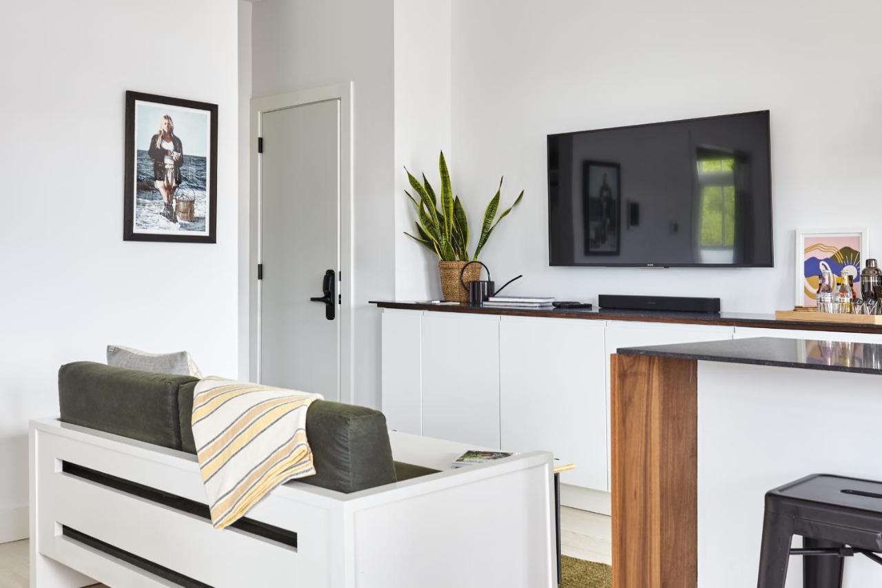 Lokal Hotel Cape May Bagian luar foto