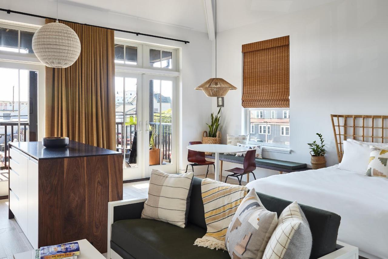 Lokal Hotel Cape May Bagian luar foto